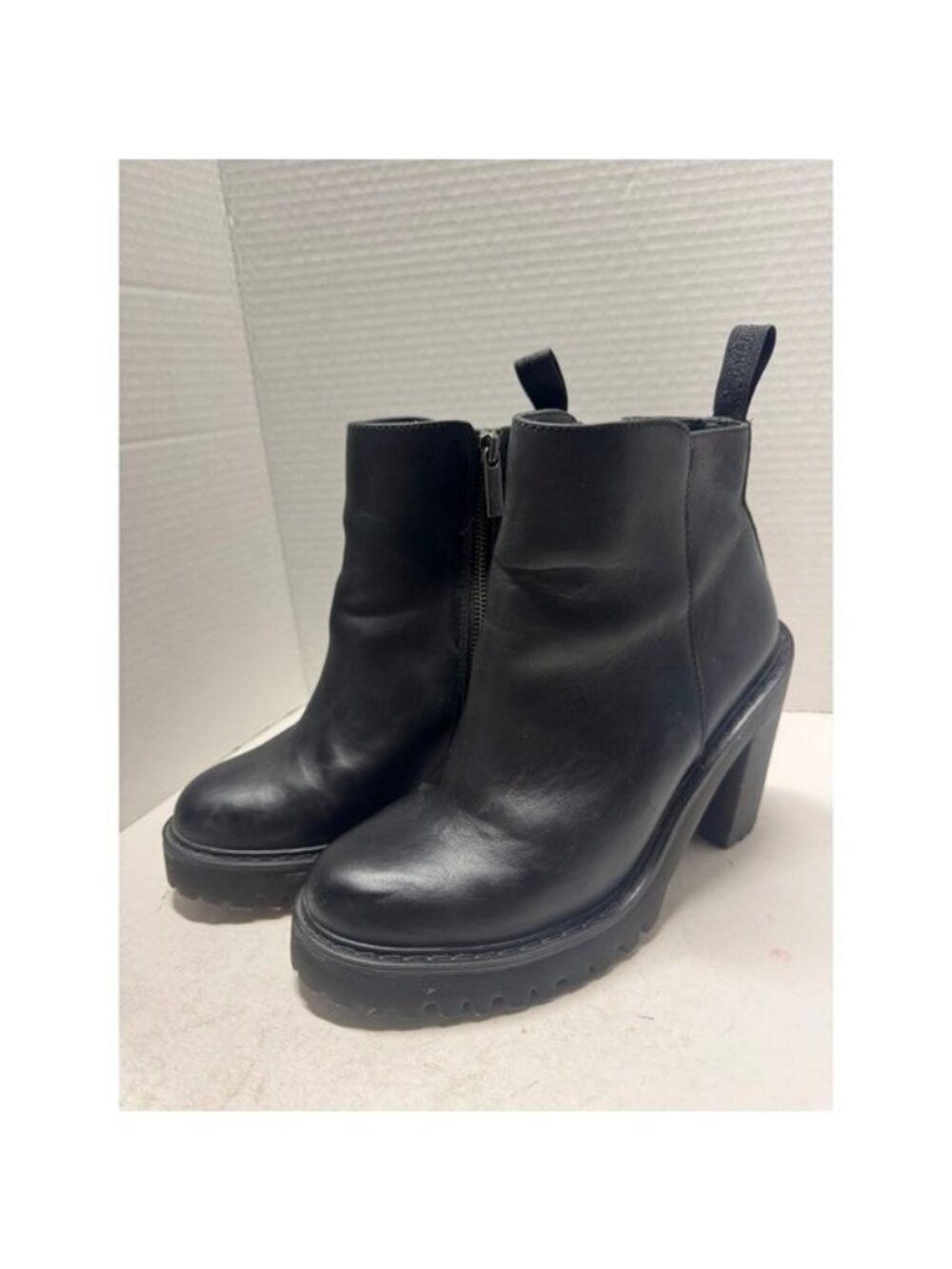 Dr. Martens Magdalena Black Leather Chunky Heel Platform Ankle Boots Womens 7